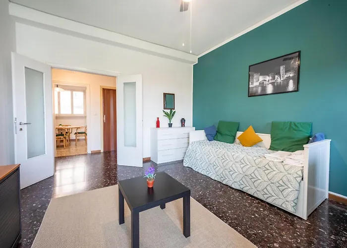 Apartamento Galvani For 4-5 People Verona