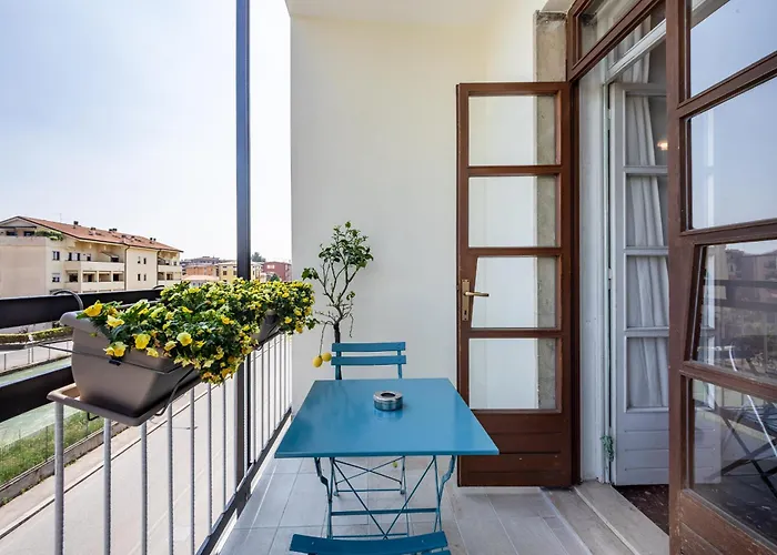 Galvani For 4-5 People