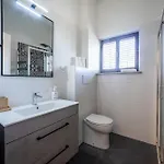Galvani For 4-5 People Apartament *