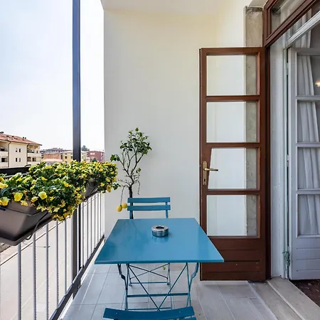 Galvani For 4-5 People